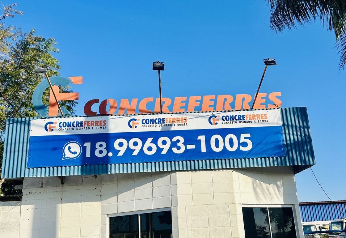Fachada da Concreferres em Guararapes, SP